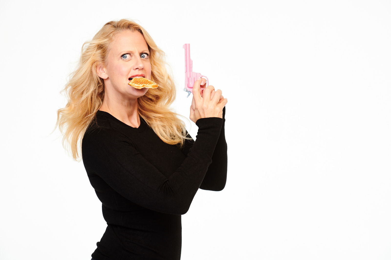 Mit den Waffeln einer Frau 