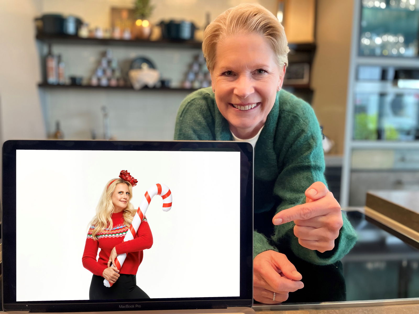 Barbara Schöneberger und Cornelia Poletto 