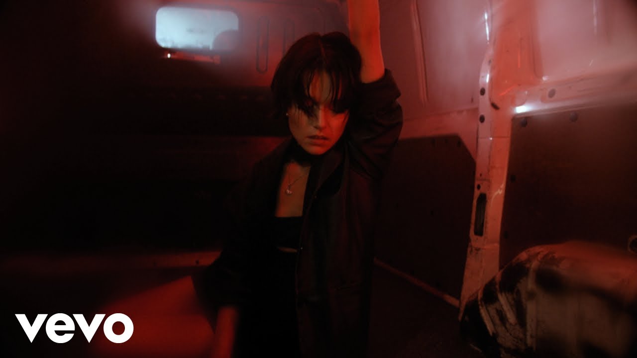 LOTTE, Sebastian Fitzek - Mauern (Official Video)